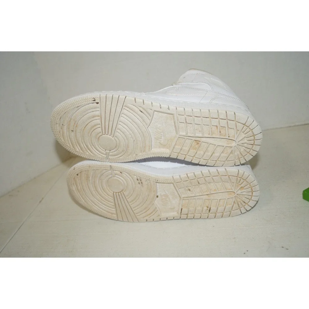 Nike Air Jordan 1 Mid GS Triple White 554725 130 Size 7Y